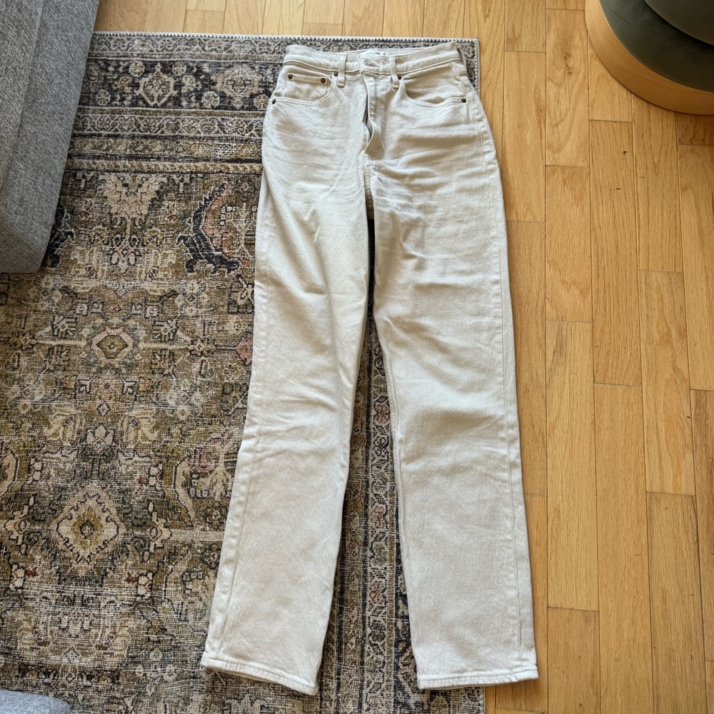Abercrombie & Fitch Light Cream High-Rise Straight Jeans Curve Love